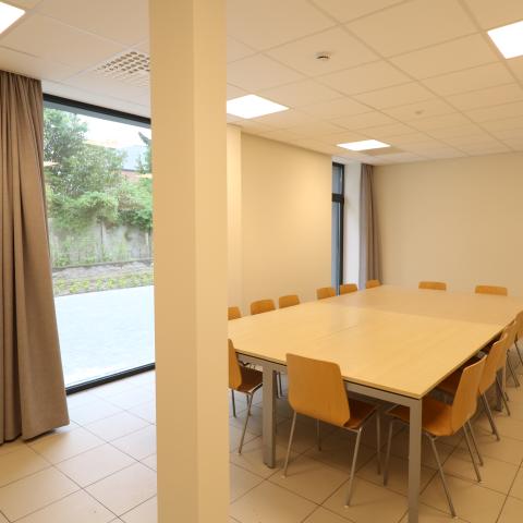De grote vergaderzaal voor 20 personen.