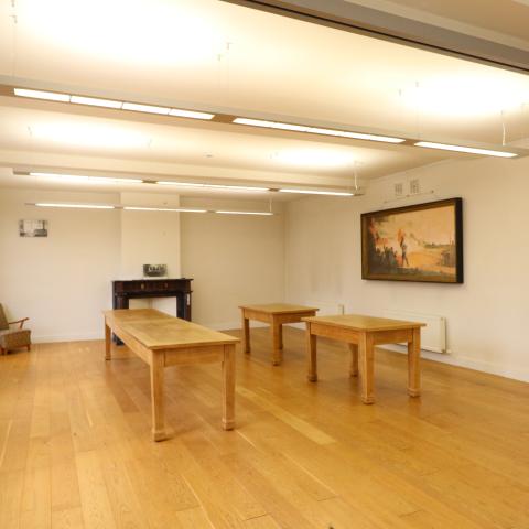 Zaal voor 60 personen.